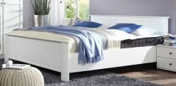 Bett mit Nachtkommoden CHALET