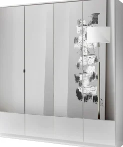 Kleiderschrank IMAGO
